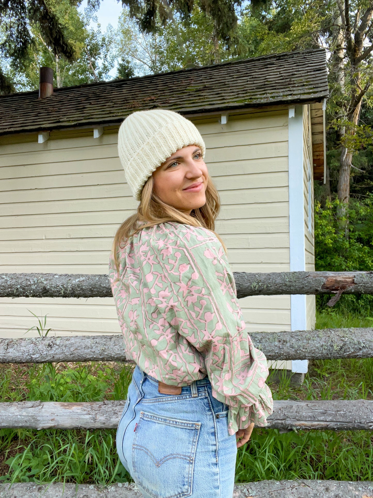 Willow Toque – Ribbed wool beanie in natural undyed wool, handmade in Alberta