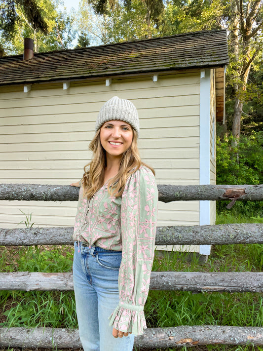 Willow Toque – Ribbed wool beanie in natural undyed wool, handmade in Alberta